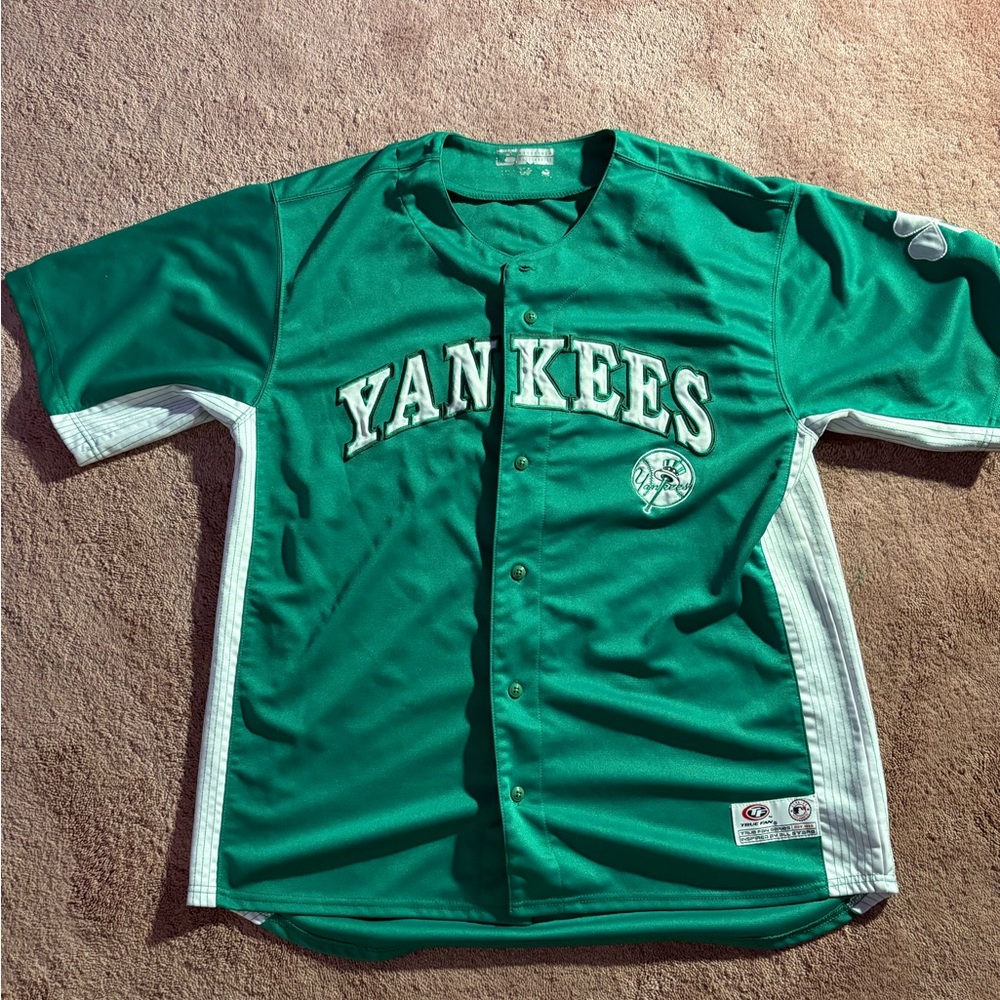 Genuine Merchandise Green Yankees Button-Up Jersey